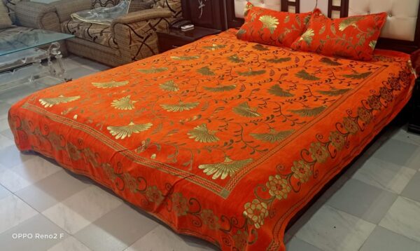 Buy Chenille Bedsheets Online in India at Sabmix