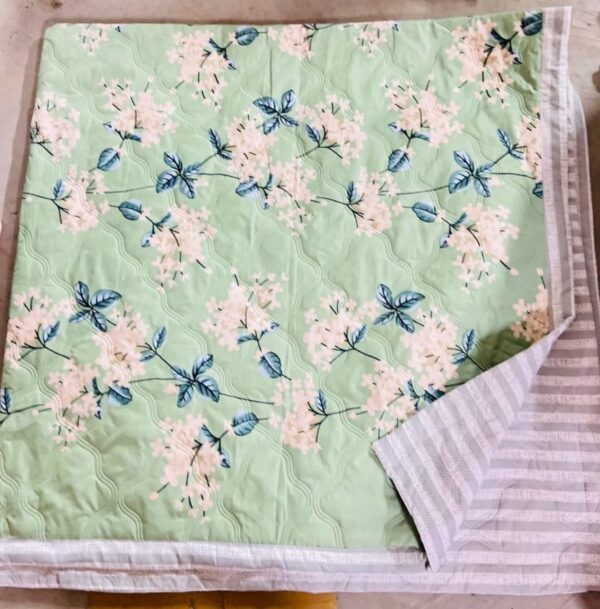 Buy Comforter Online - Image 3
