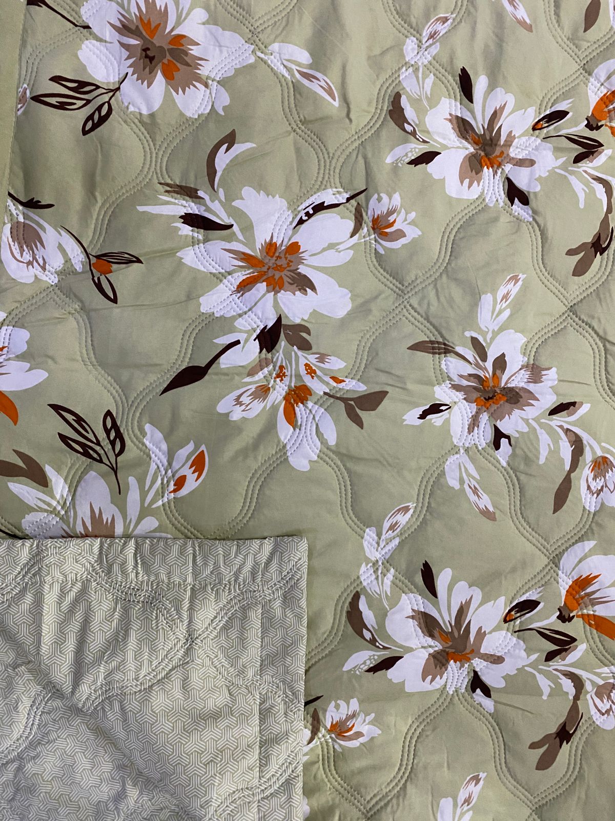 Buy Single Bed Comforter Online - Image 5