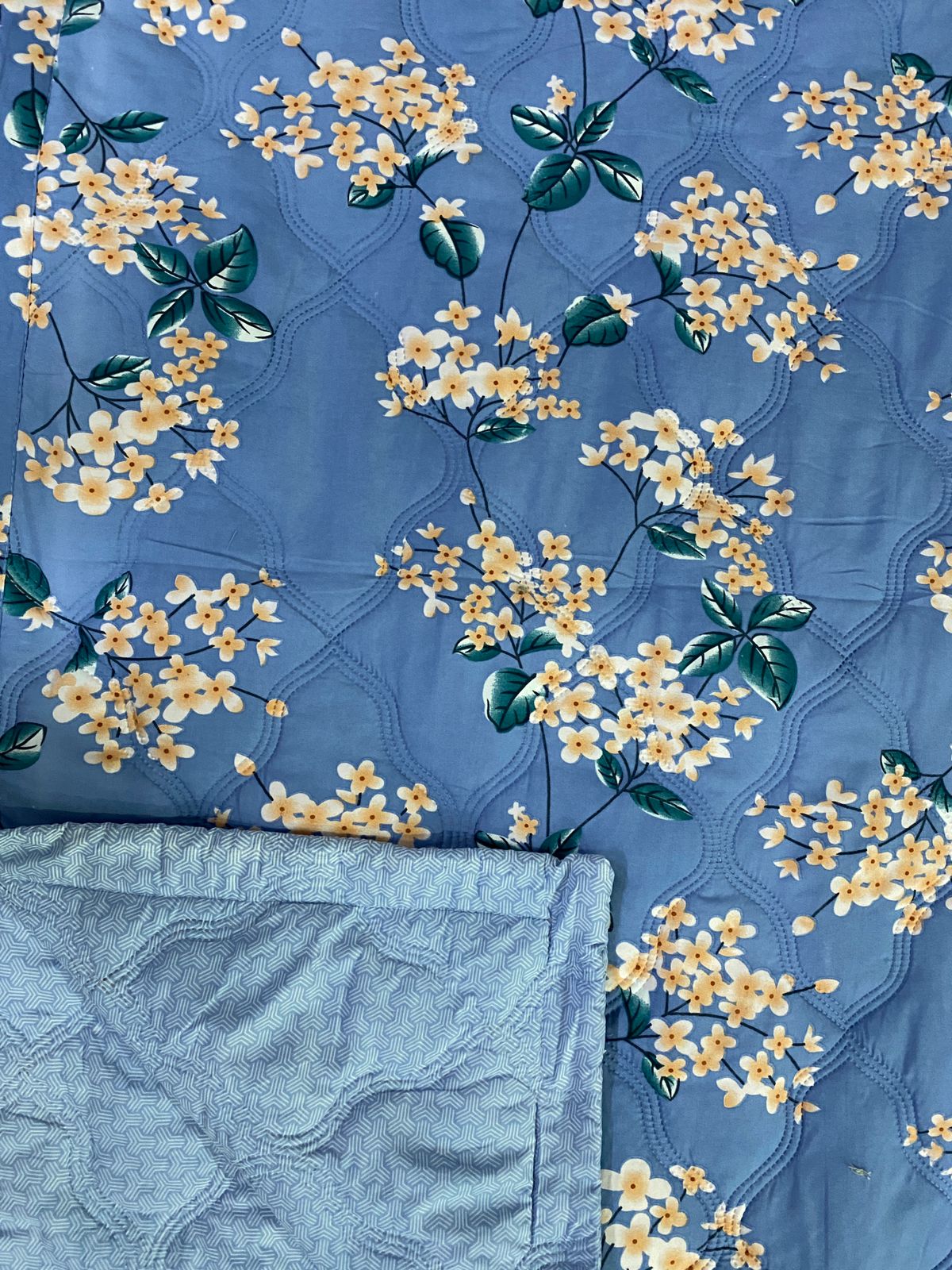 Buy Single Bed Comforter Online - Image 15
