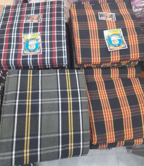 Buy Madrasi Fabric Bedsheets Online - Image 7