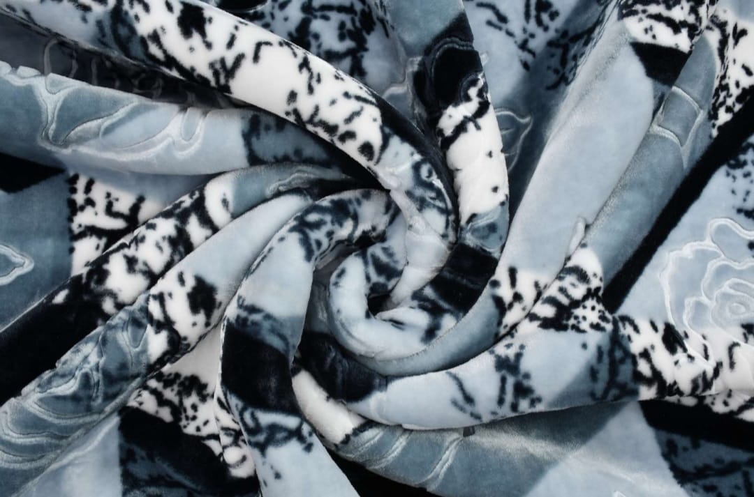 Buy Blankets Online - Image 12